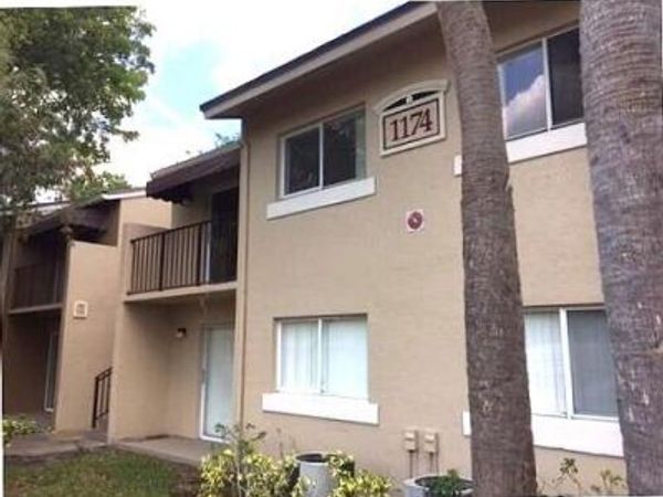 1174 Lake Terry Drive, Unit J, West Palm Beach, FL 33411