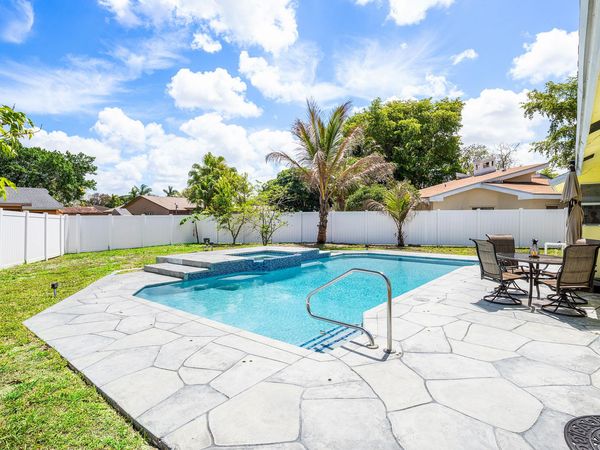 246 Natchez Court, Royal Palm Beach, FL 33411