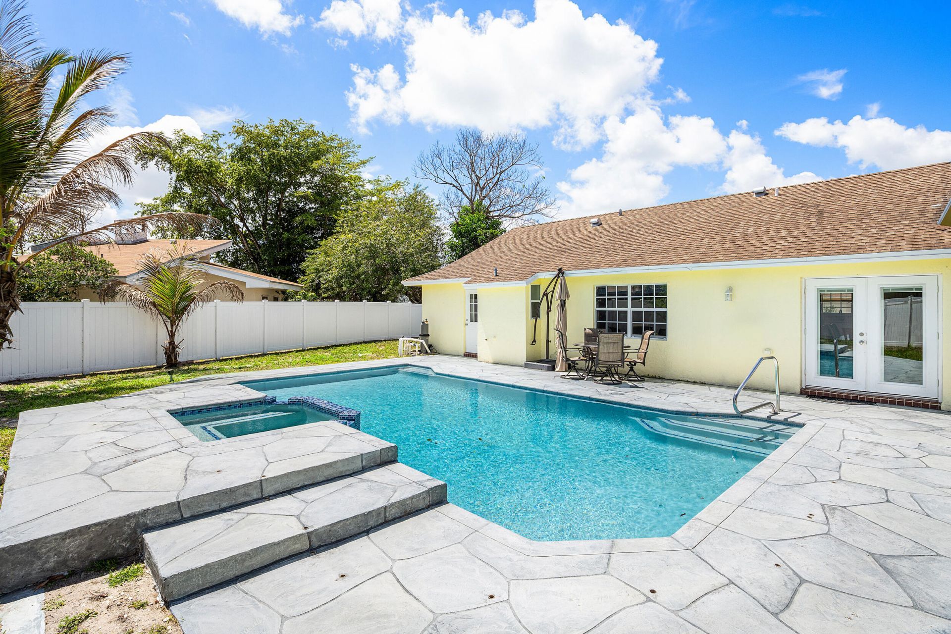 246 Natchez Court, Royal Palm Beach, FL 33411 Photo