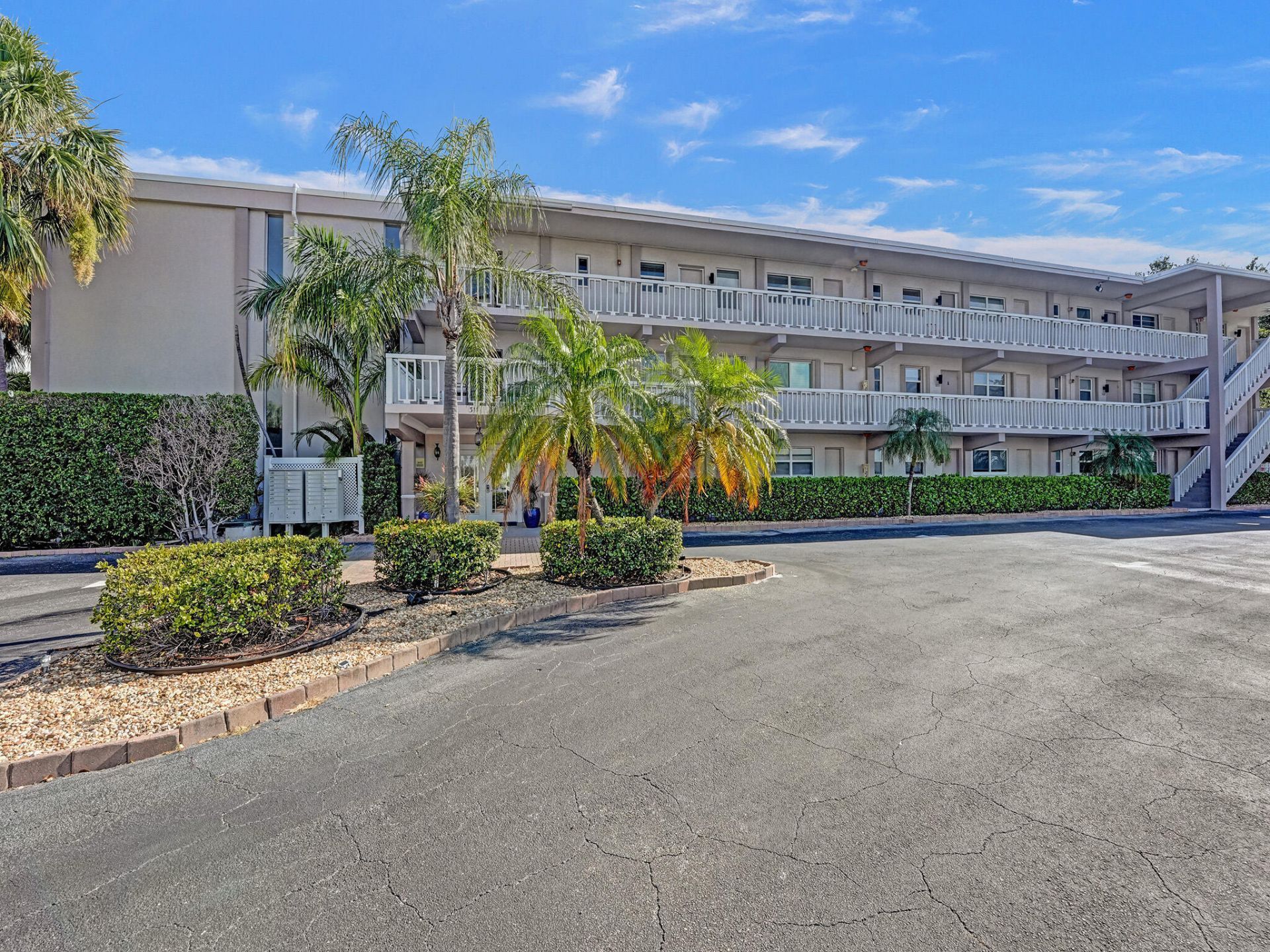 311 E Ocean Avenue, Unit 205, Lantana, FL 33462 Photo