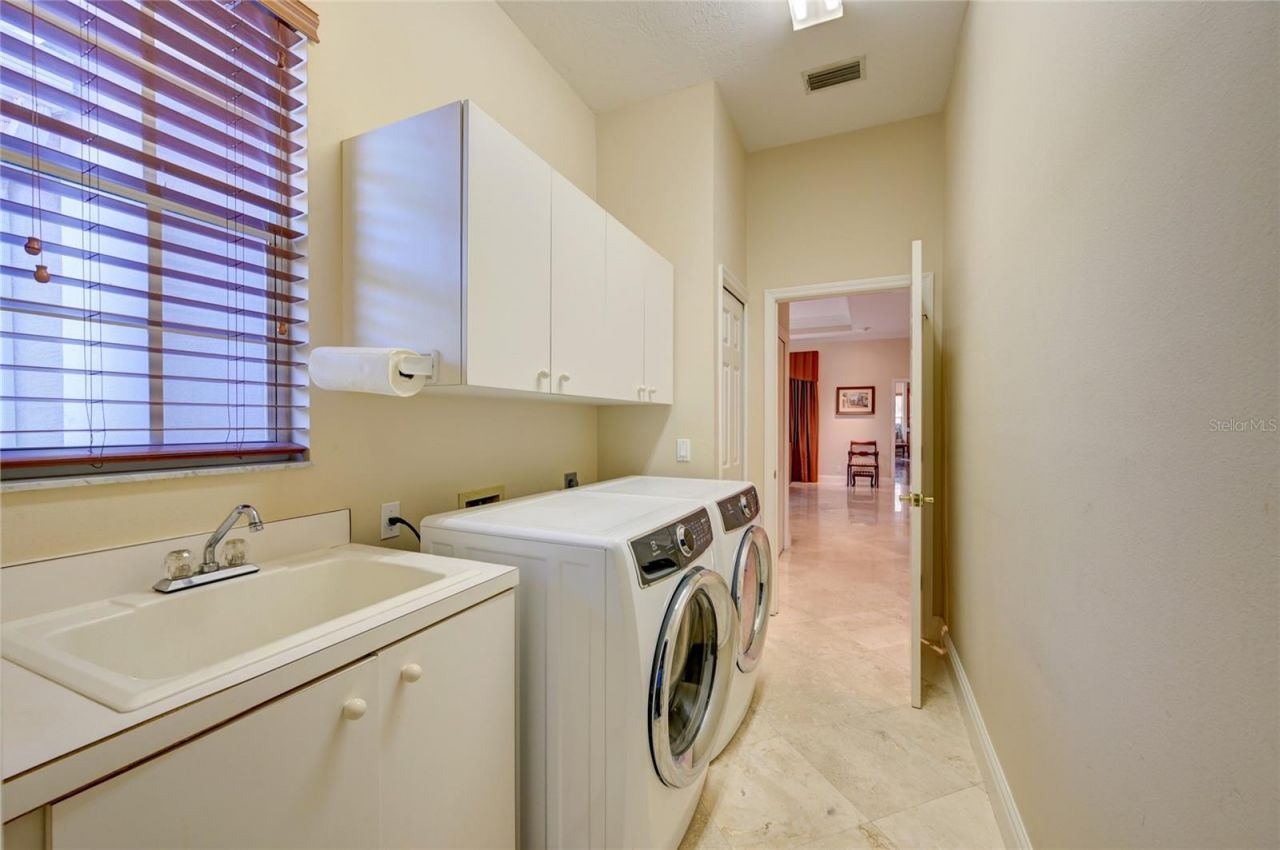 7825 Wilton Crescent Circle , University Park, FL 34201 Photo