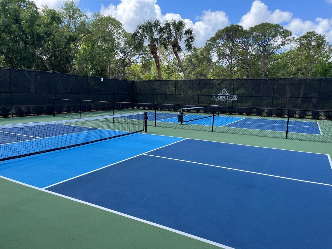 7825 Wilton Crescent Circle , University Park, FL 34201 Photo