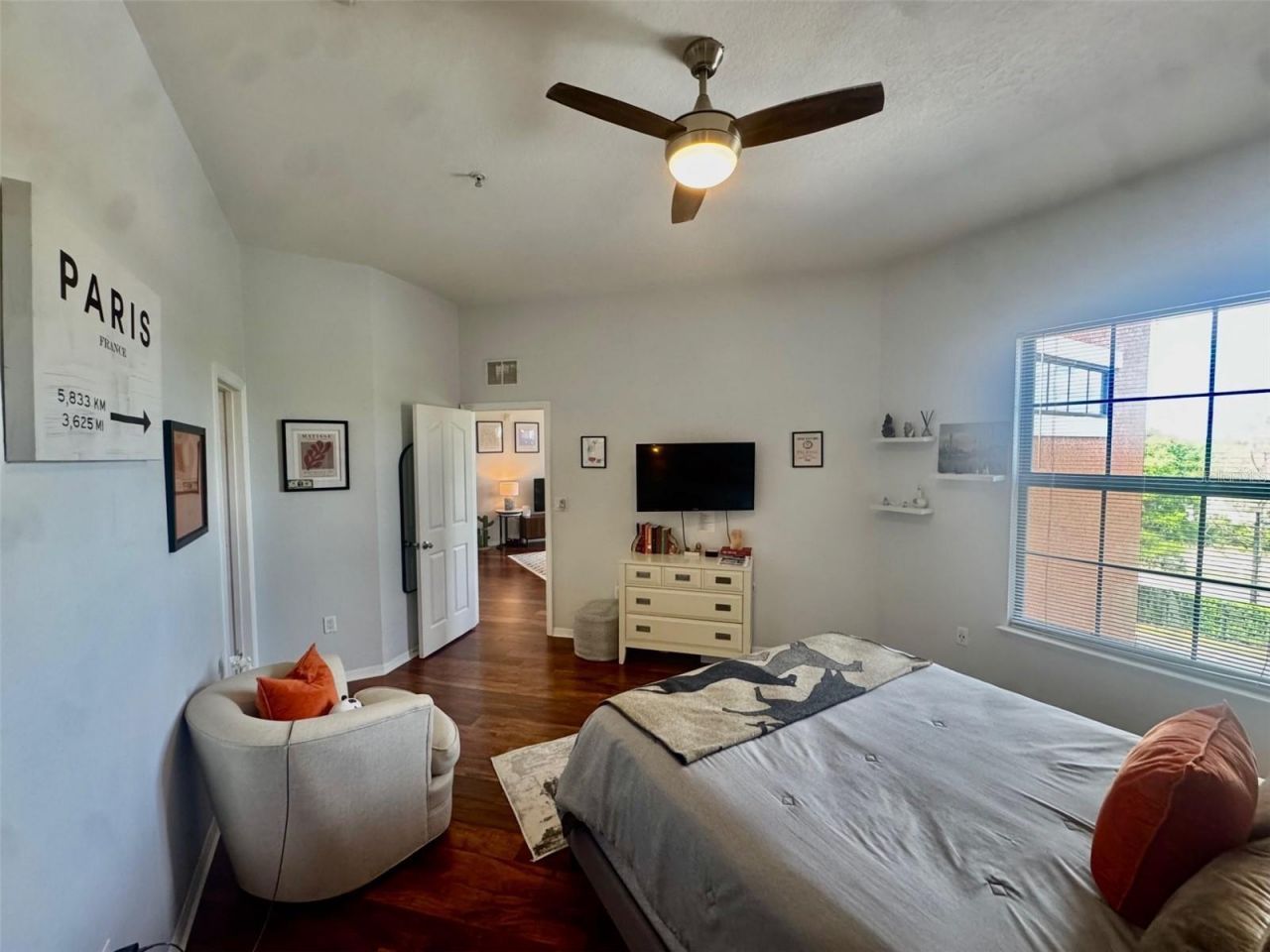 8319 38th Street Circle E, Unit 305, Sarasota, FL 34243 Photo