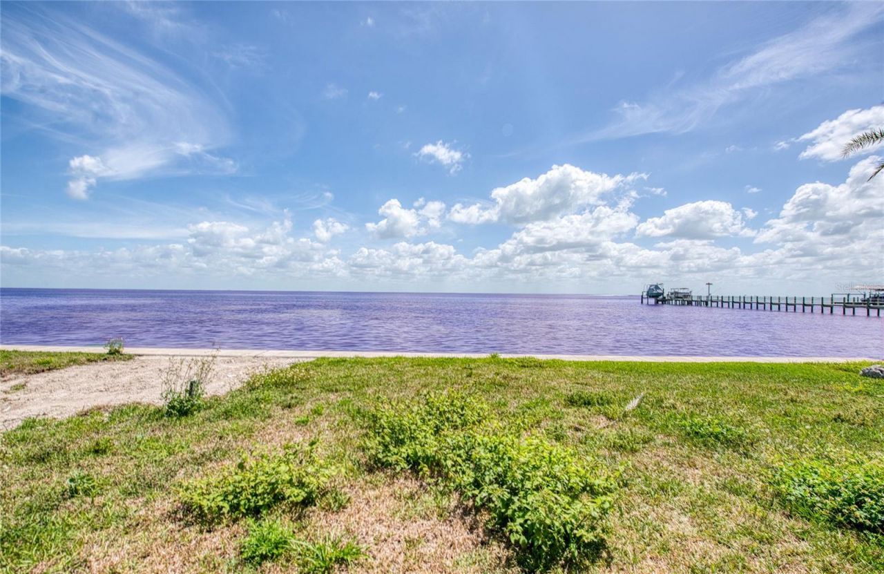 5926 Bahama Shores Drive S, Saint Petersburg, FL 33705 Photo