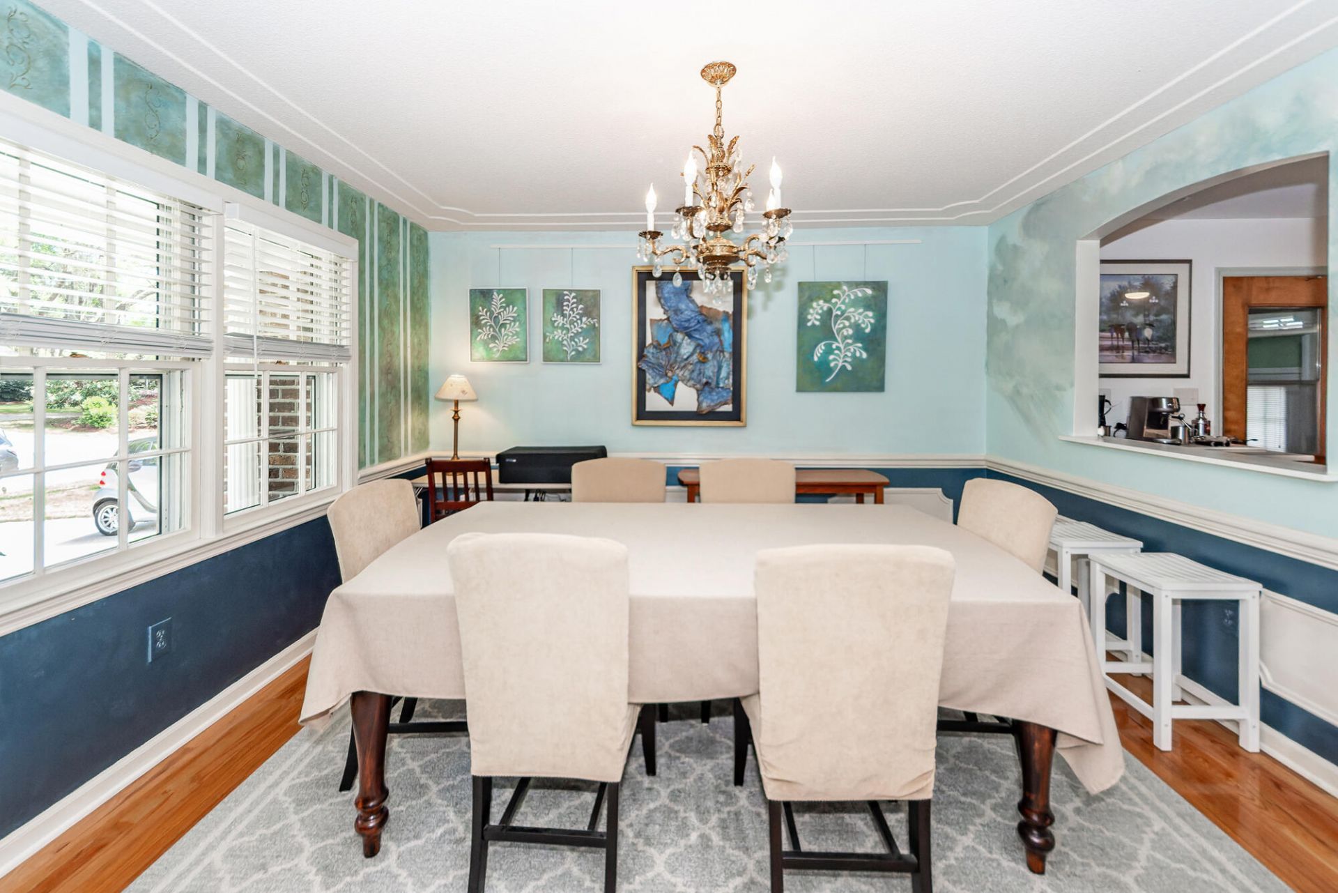 5321 Chantilly Lane Photo 8