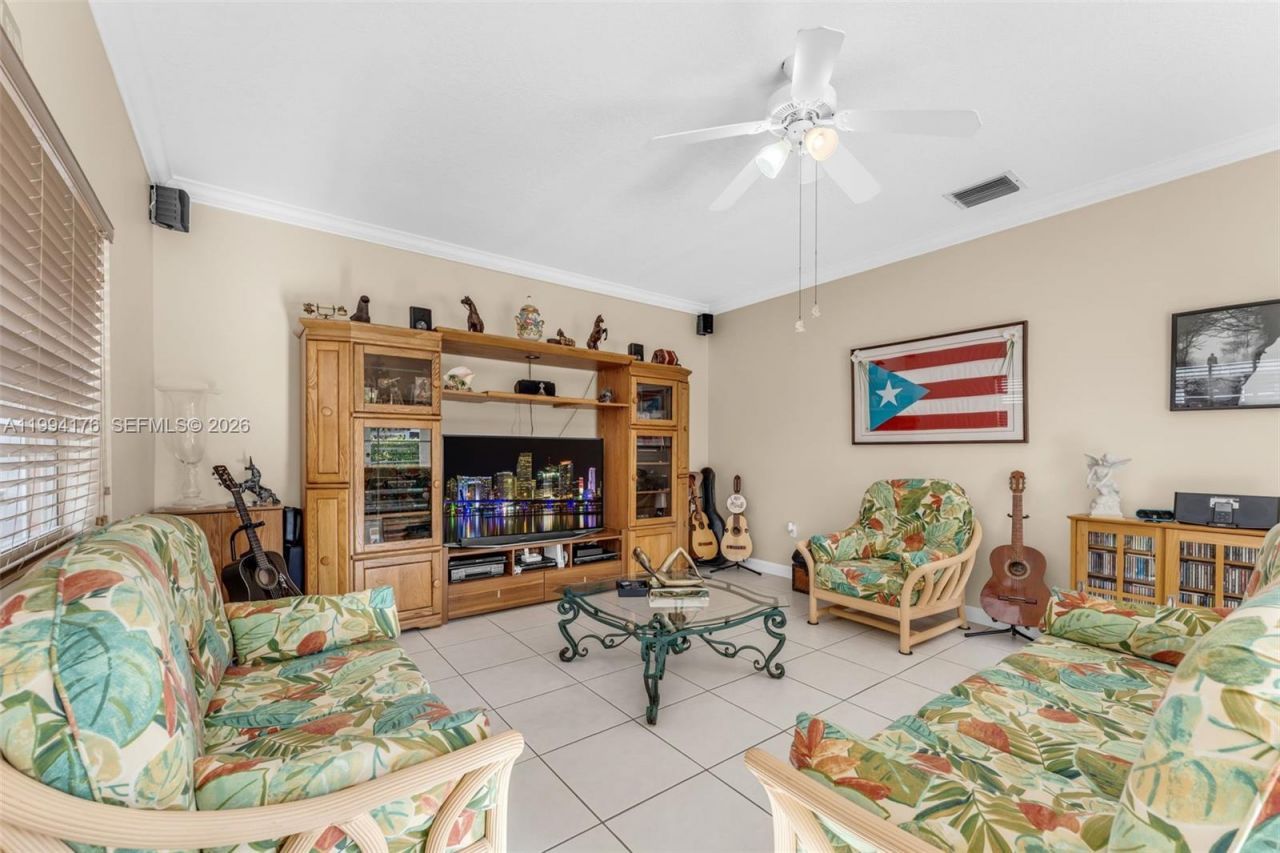 6502 SW 157th Ct , Miami, FL 33193 Photo