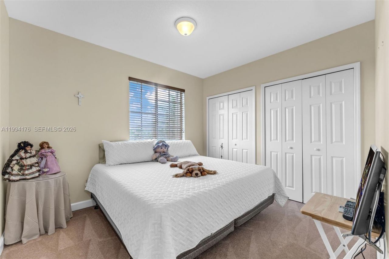 6502 SW 157th Ct , Miami, FL 33193 Photo