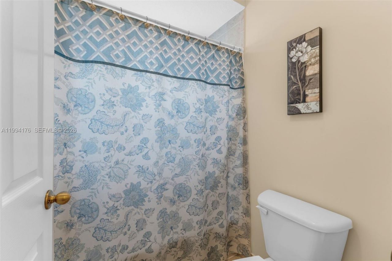 6502 SW 157th Ct , Miami, FL 33193 Photo