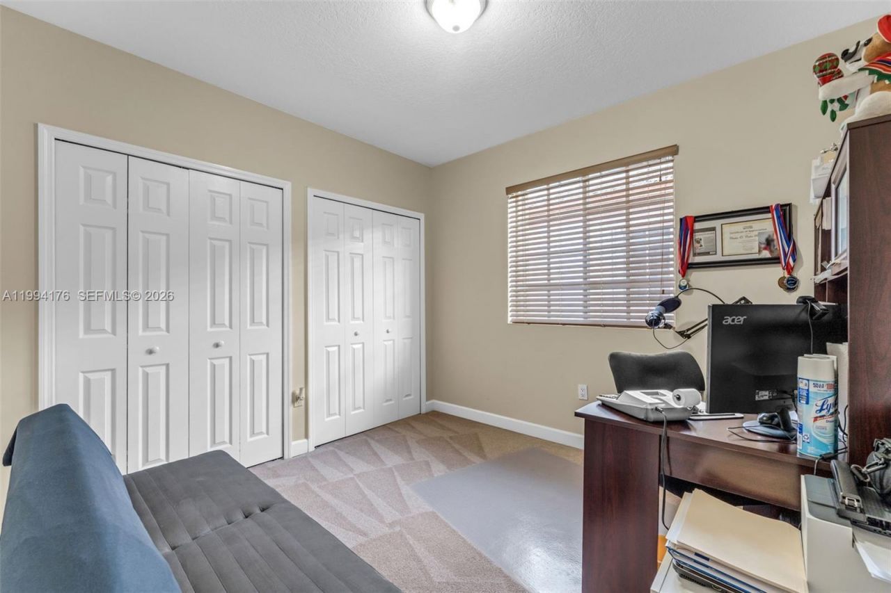 6502 SW 157th Ct , Miami, FL 33193 Photo