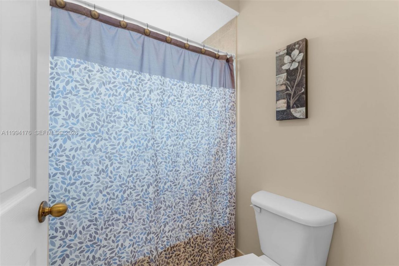 6502 SW 157th Ct , Miami, FL 33193 Photo