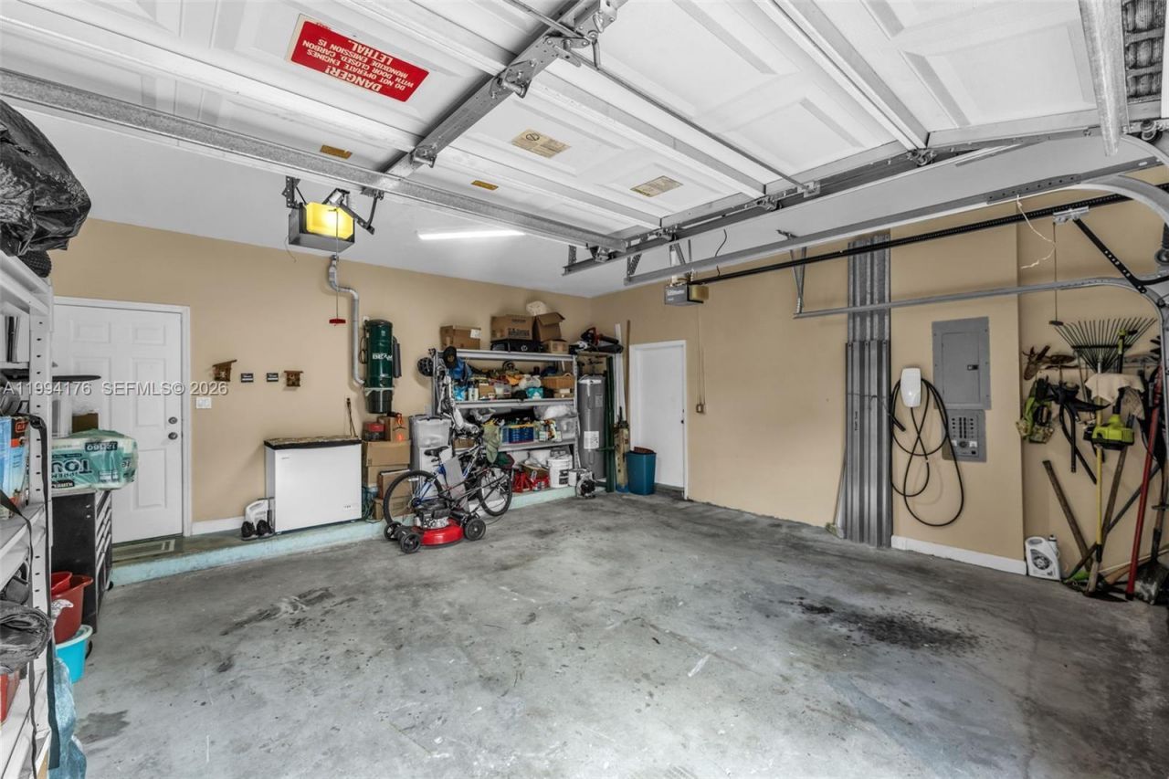 6502 SW 157th Ct , Miami, FL 33193 Photo