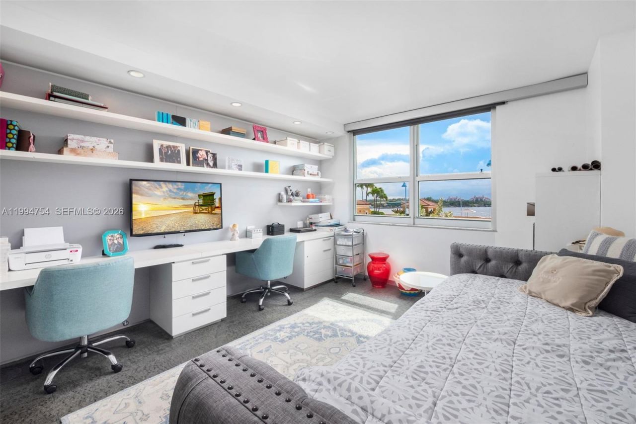 90 Alton Rd, Unit 704, Miami Beach, FL 33139 Photo