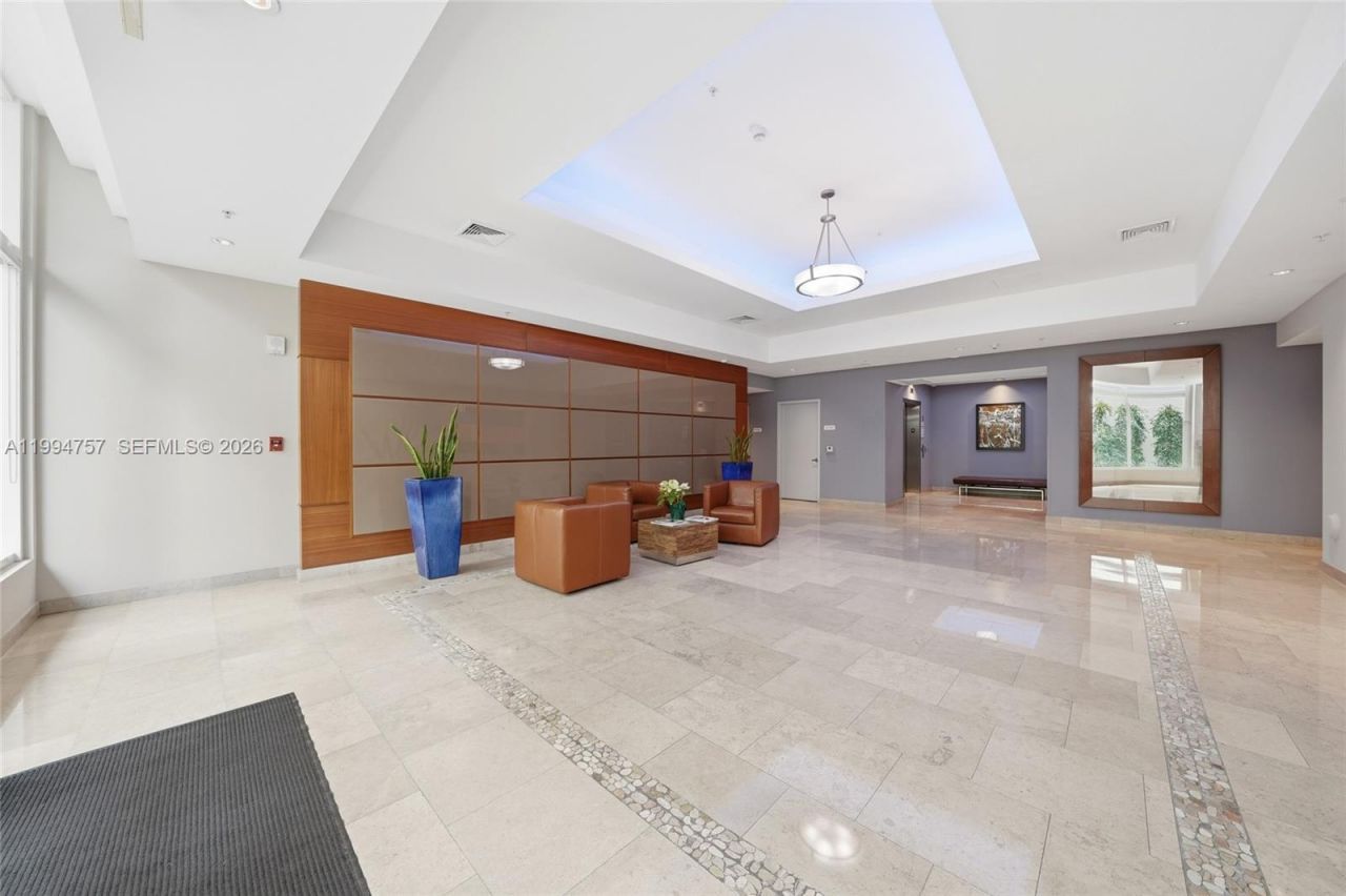 3180 SW 22nd Ter, Unit 804, Miami, FL 33145 Photo