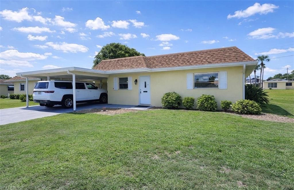 2210 Gardenia Way, Lehigh Acres, FL 33936 Photo