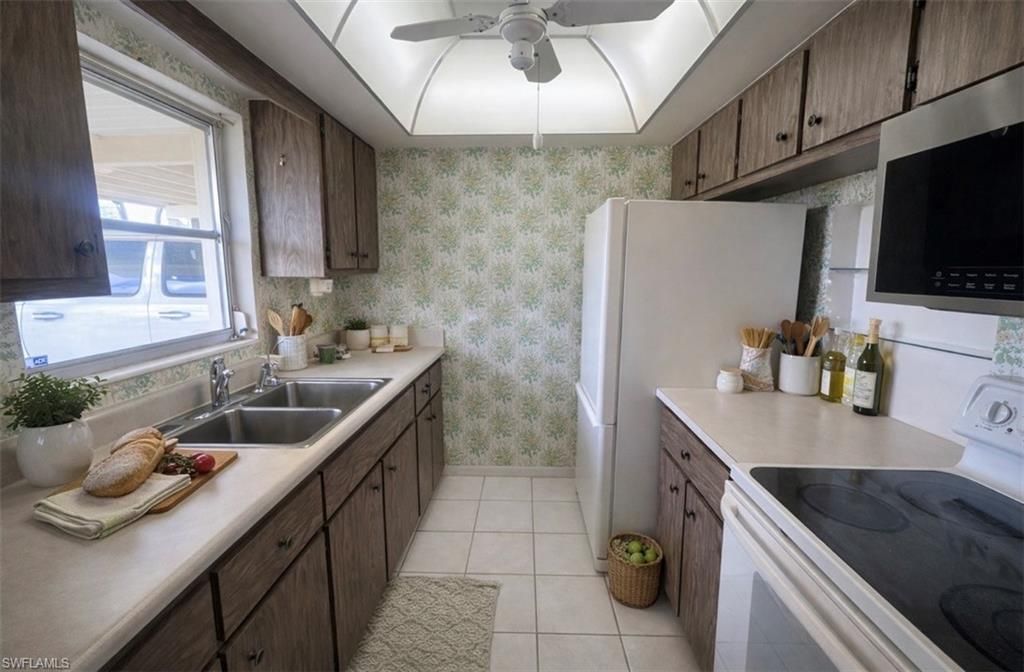 2210 Gardenia Way, Lehigh Acres, FL 33936 Photo