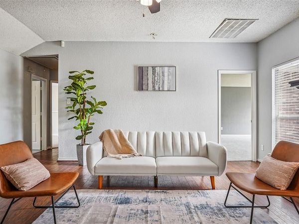 2516 Buck Drive, Mesquite, TX 75181