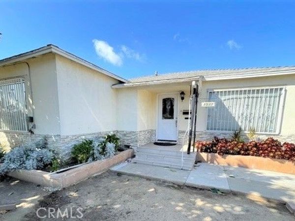 1537 W 205th Street, Torrance, CA 90501