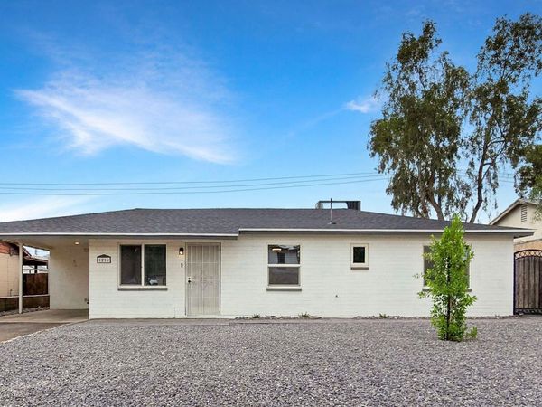 1216 E Desert Park Lane, Phoenix, AZ 85020