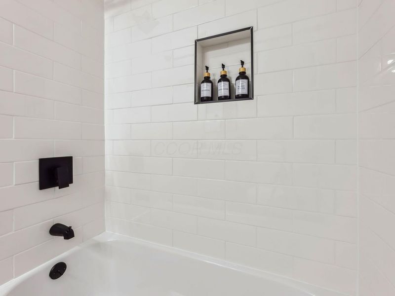 547 Chase Road , Columbus, OH 43214 Photo 11