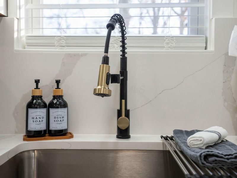 547 Chase Road , Columbus, OH 43214 Photo 19