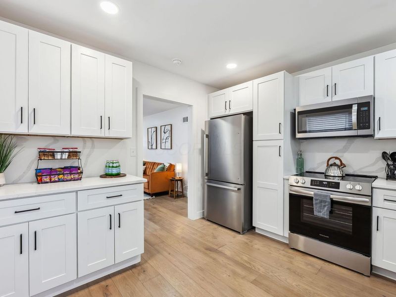 547 Chase Road , Columbus, OH 43214 Photo 4