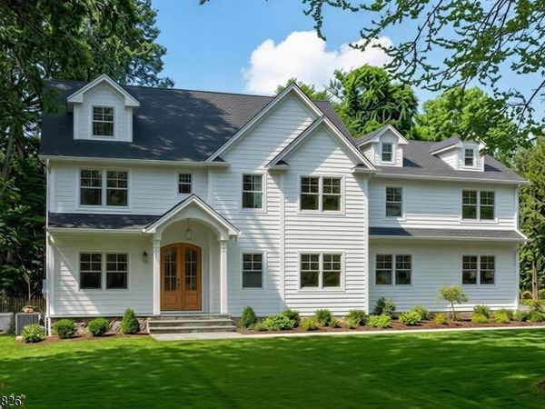 22 Floral St, Chatham, NJ 07928