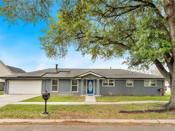 914 ROWLEY Boulevard , Arabi, LA 70032