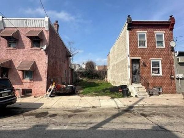 2305 W SERGEANT STREET , PHILADELPHIA, PA 19132