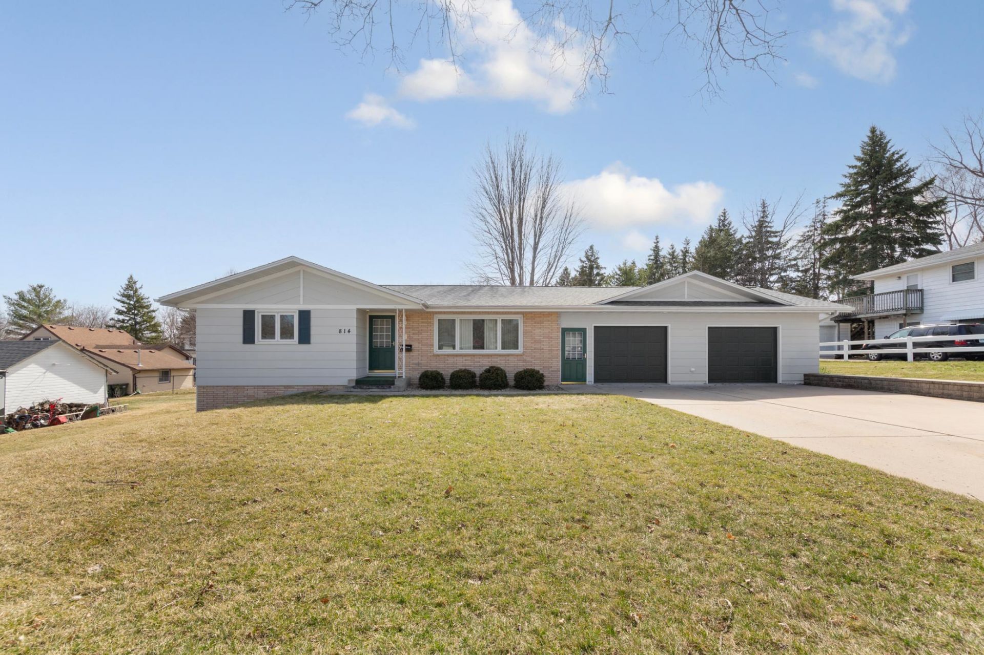 814 W Skaro Street, Saint Peter, MN 56082