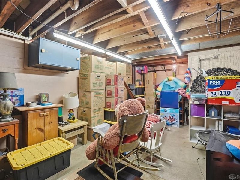 1466 S Central Drive, Beavercreek, OH 45432 Photo 29