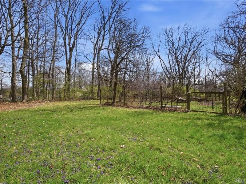 1466 S Central Drive, Beavercreek, OH 45432 Photo 37