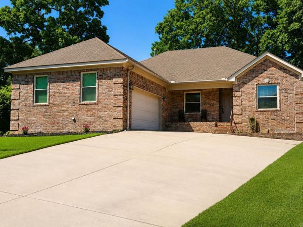 3100 S Fern Cove, Sherwood, AR 72120