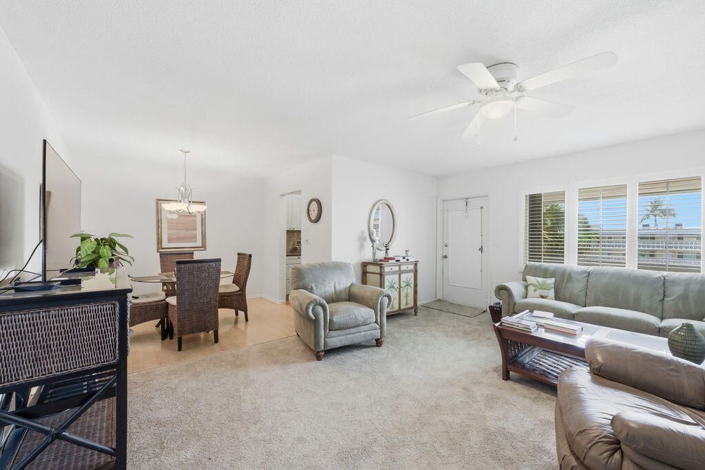 101 Doolen Court, Unit 307, North Palm Beach, FL 33408 Photo