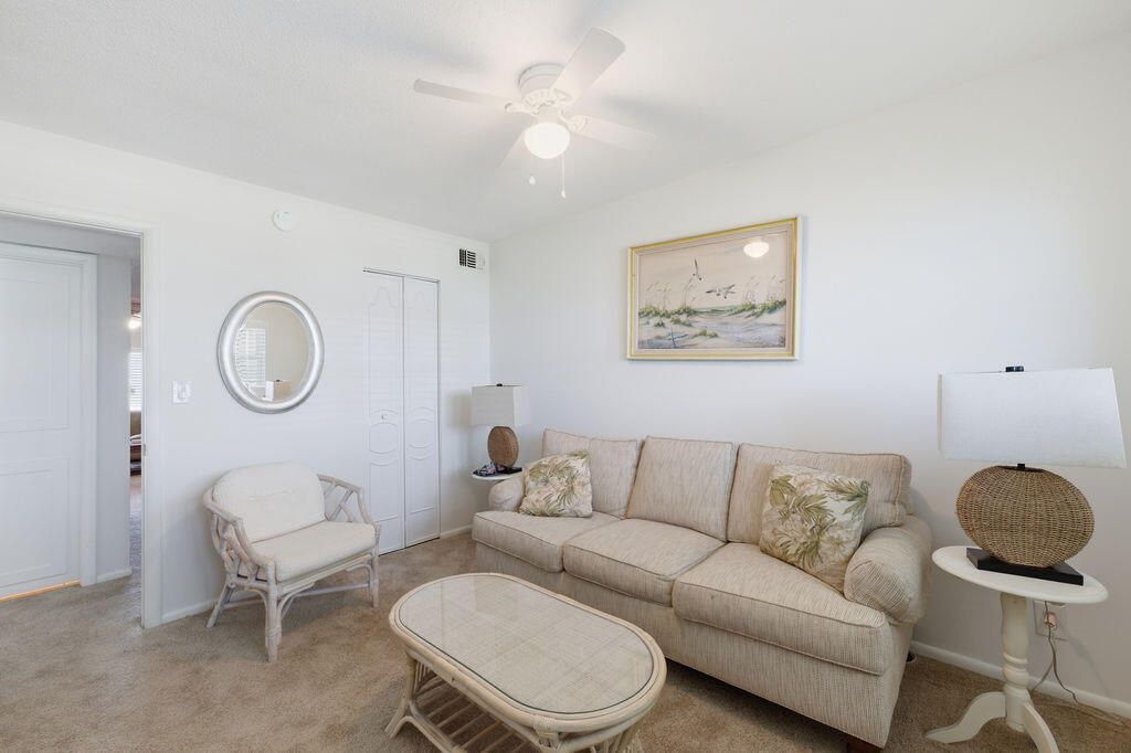 101 Doolen Court, Unit 307, North Palm Beach, FL 33408 Photo