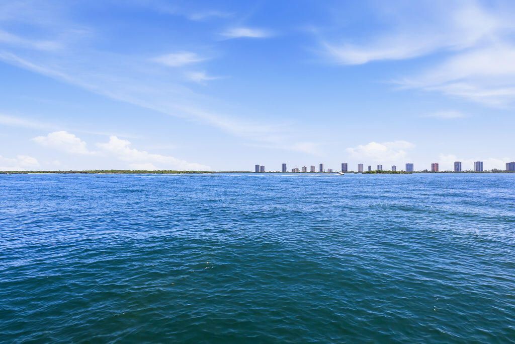 101 Doolen Court, Unit 307, North Palm Beach, FL 33408 Photo