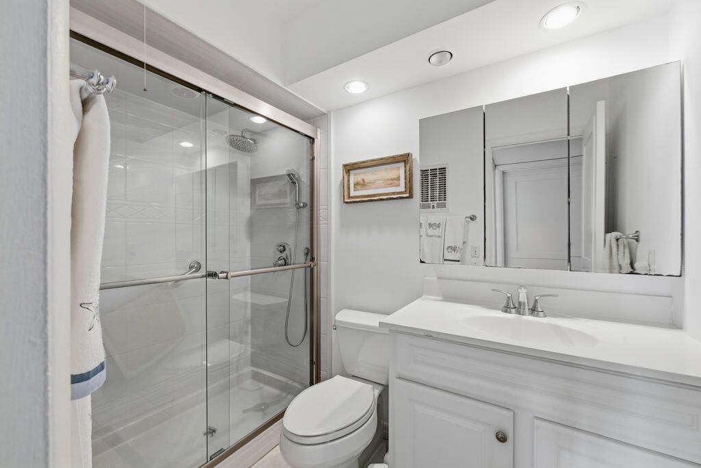 101 Doolen Court, Unit 307, North Palm Beach, FL 33408 Photo