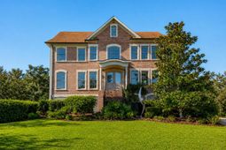 1600 Rivertowne Country Club Drive photo 4