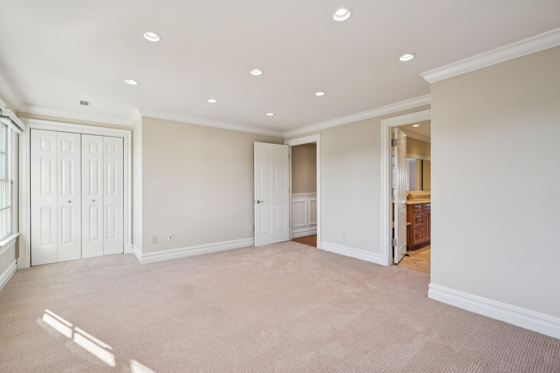 1600 Rivertowne Country Club Drive Photo 35