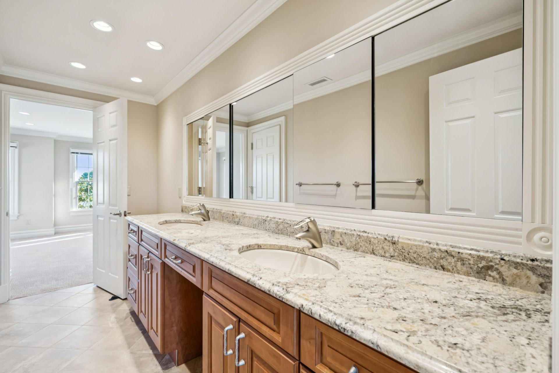 1600 Rivertowne Country Club Drive Photo 37