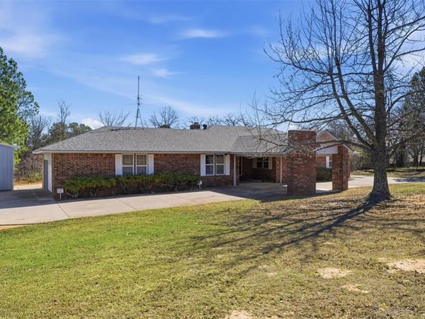 10708 Creekvale Drive, Midwest City, OK 73165