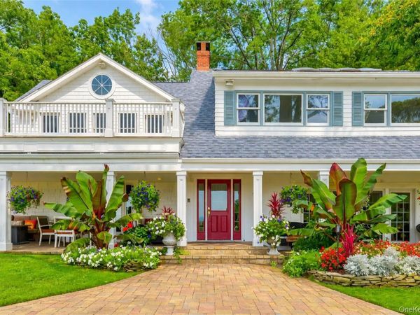 16 Beach Road, Northport, NY 11768