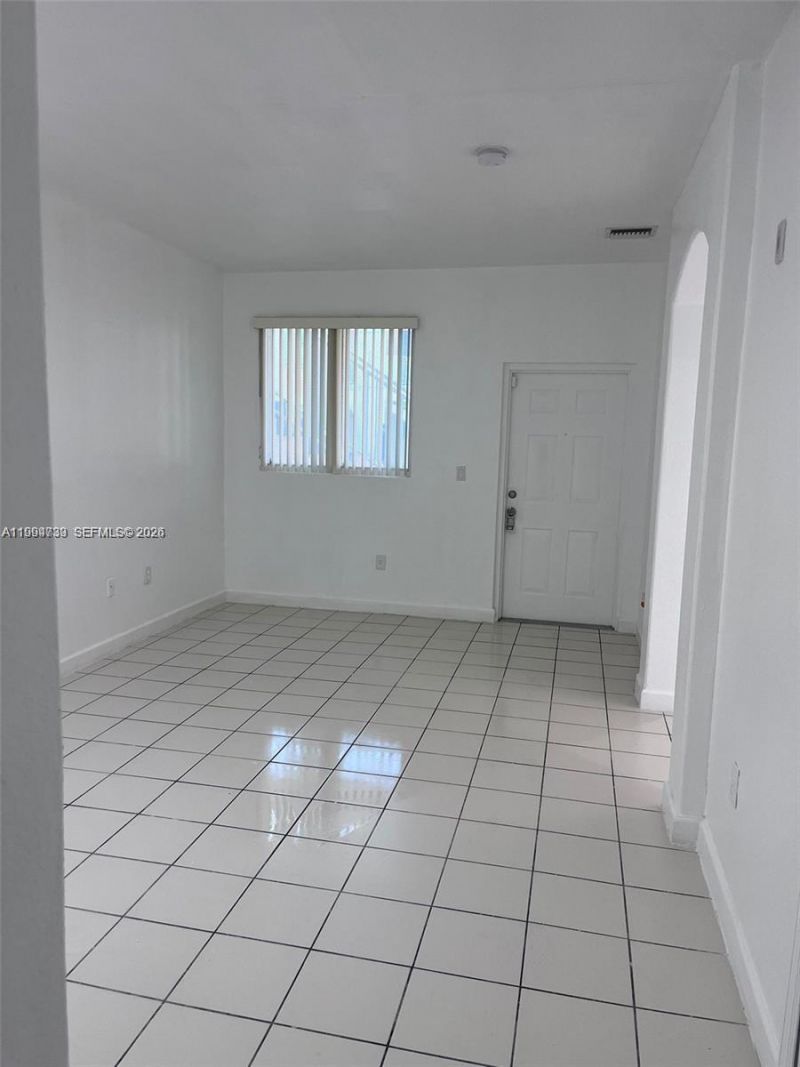 1656 SE 29th Ct, Unit 107, Homestead, FL 33035 Photo