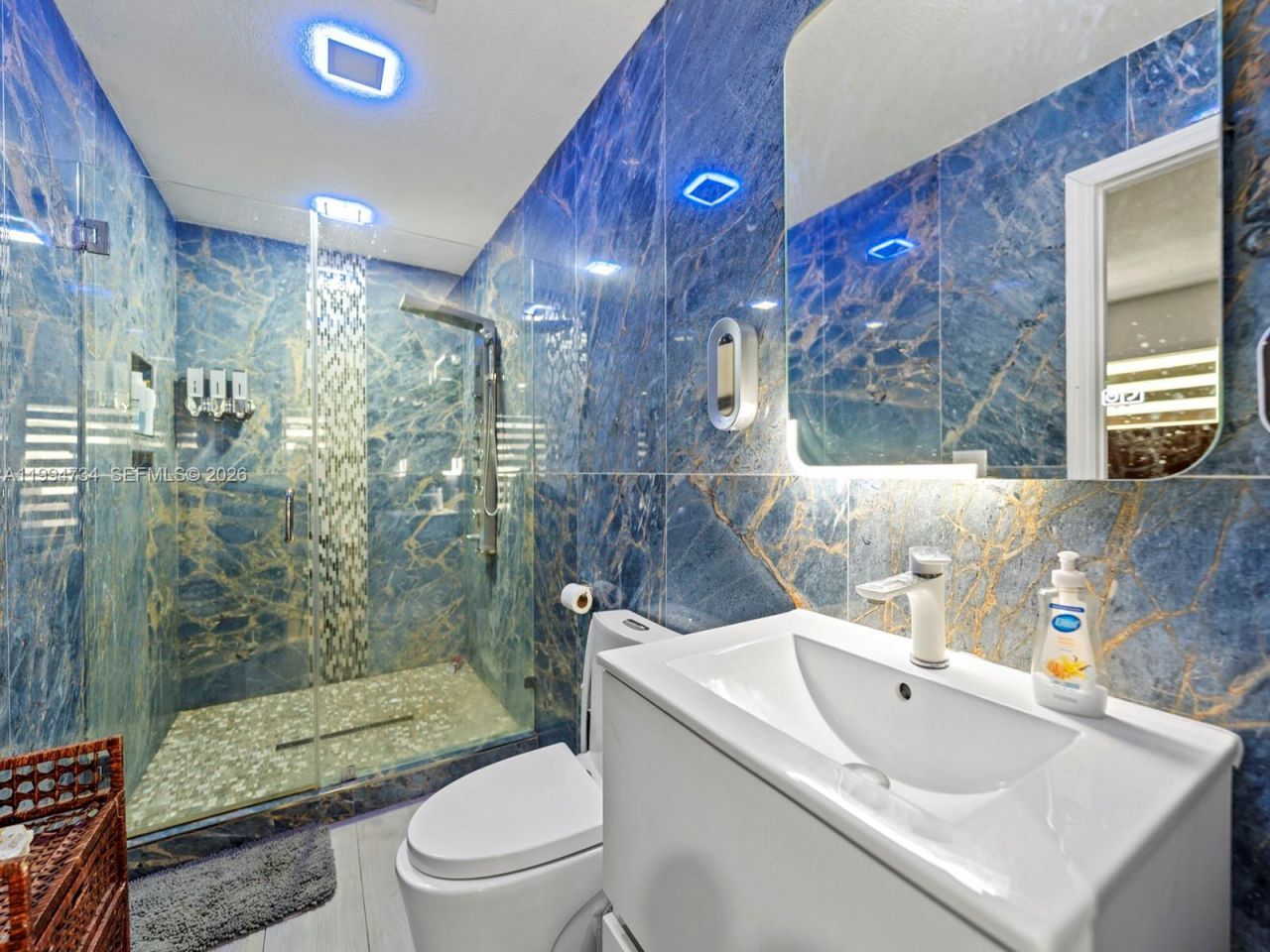 15305 SW 209th Ave , Miami, FL 33187 Photo