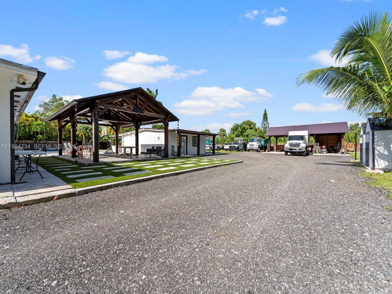 15305 SW 209th Ave , Miami, FL 33187 Photo