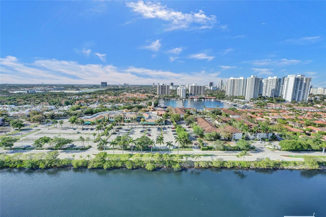 3625 N Country Club Dr, Unit 2310, Aventura, FL 33180 Photo