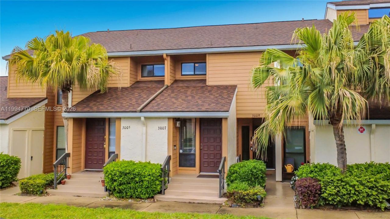 3007 Clubview Drive, Unit U3, Orlando, FL 32822 Photo