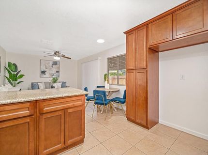 4574 Beechnut Way, Sacramento, CA 95823 Photo