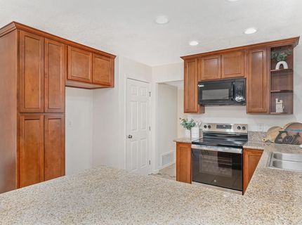 4574 Beechnut Way, Sacramento, CA 95823 Photo