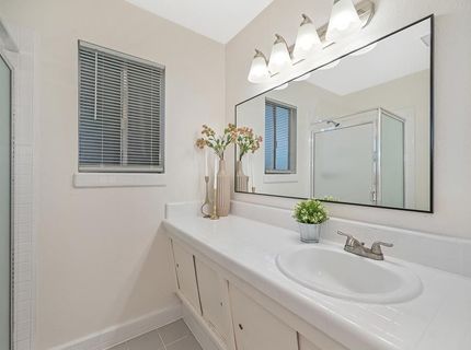 4574 Beechnut Way, Sacramento, CA 95823 Photo