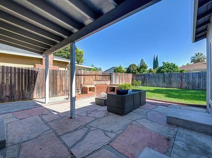 4574 Beechnut Way, Sacramento, CA 95823 Photo